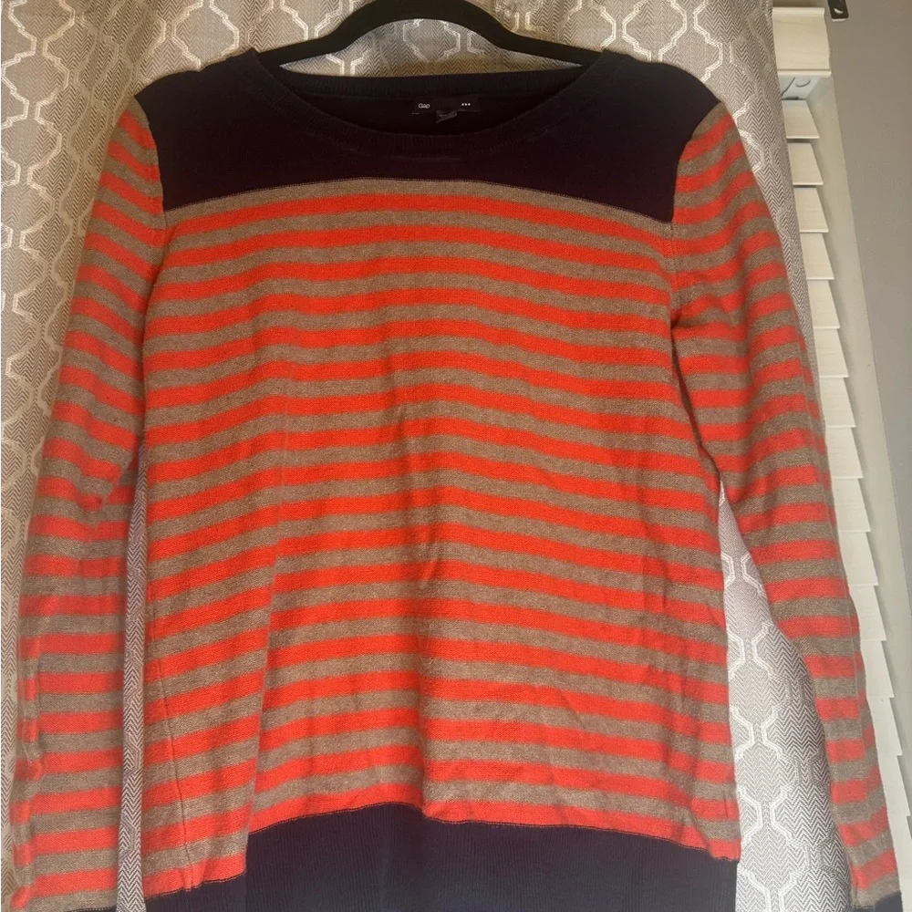 Gap Women’s Striped Knit Sweater Navy and Orange  lightweight Crewneck size L - Picture 4 of 4